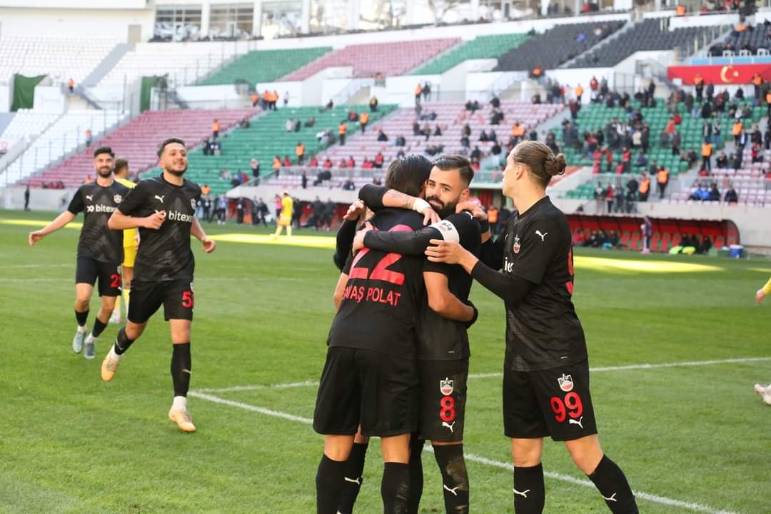 Diyarbekirspor iyi başladı