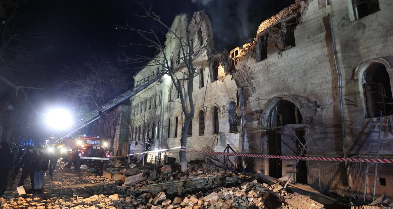 Rusya Harkov’da yerleşim bölgesini vurdu, 17 yaralı