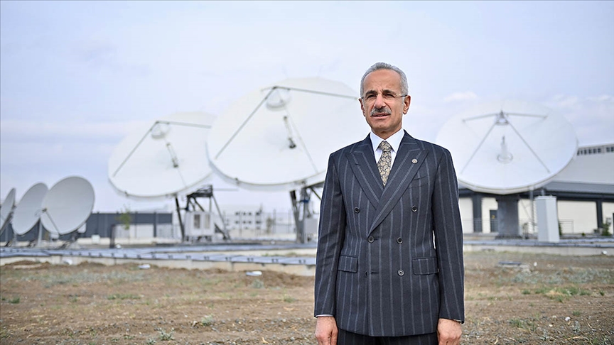 Türksat acil durumlar için 3 bin uydu anteni kurdu