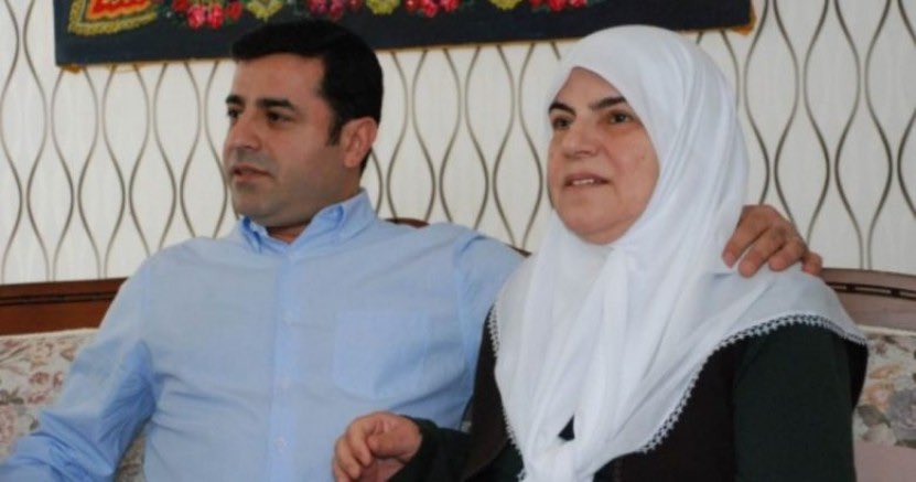Selahattin Demirtaş Diyarbakır'a getirildi