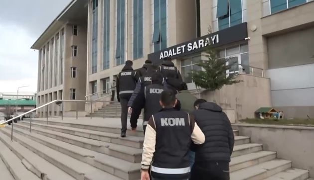 Van’da 15 kişi yakalandı