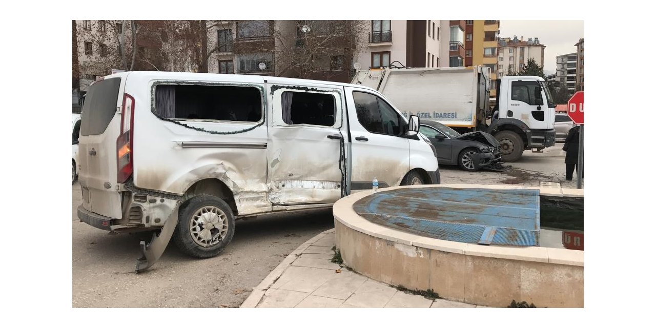 Elazığ'da trafik kazası: 5 yaralı