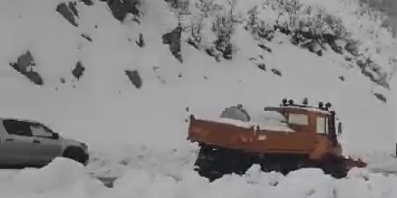 Şırnak-Hakkari yolu kapandı !