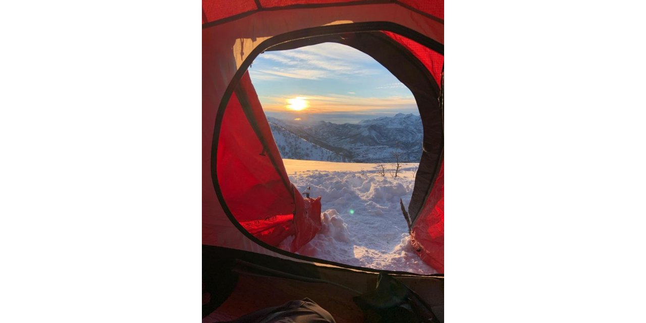 Eksi 23 derecede çadırlı kamp