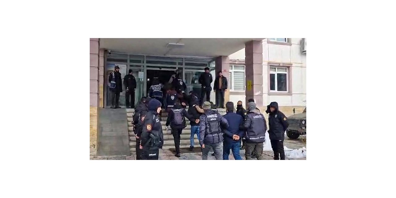 Bitlis’te operasyon: 9 tutuklama