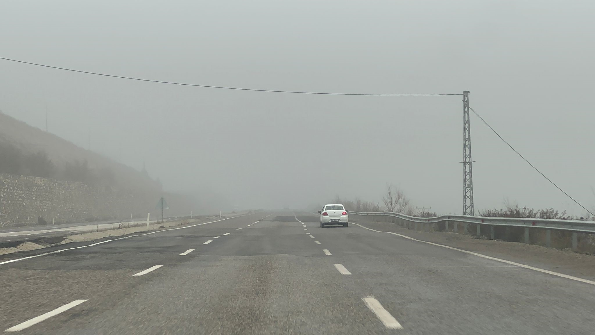 Şanlıurfa karayolunda yoğun sis