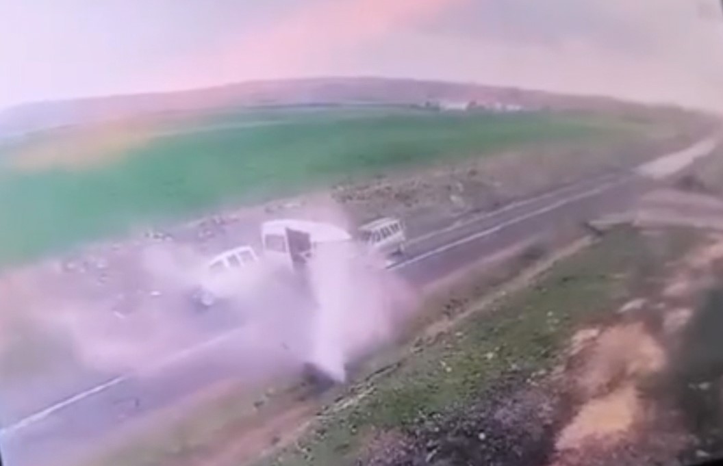 Siverek’teki feci kaza anı kameraya yansıdı