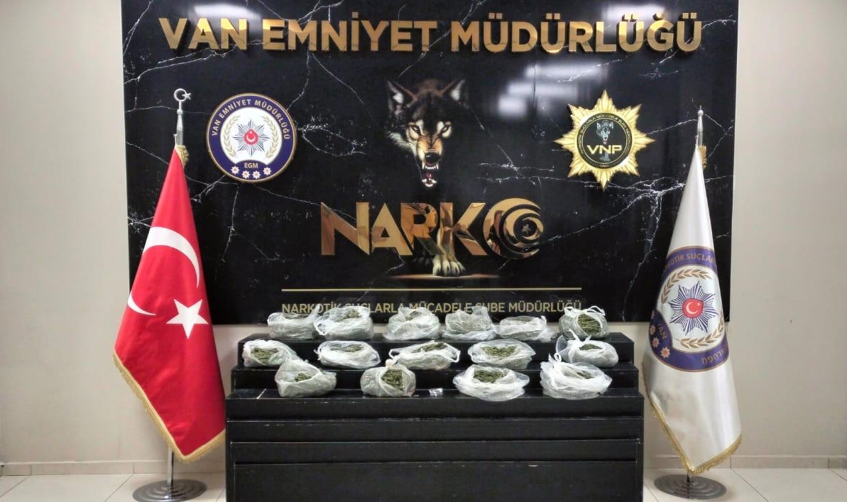 Van'da 22 kilo uyuşturucu ele geçirildi