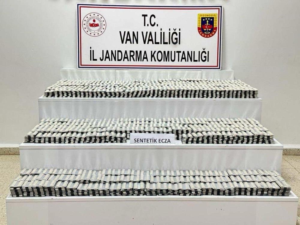 Van’da çok sayıda kaçak ve yasadışı ürün yakalandı