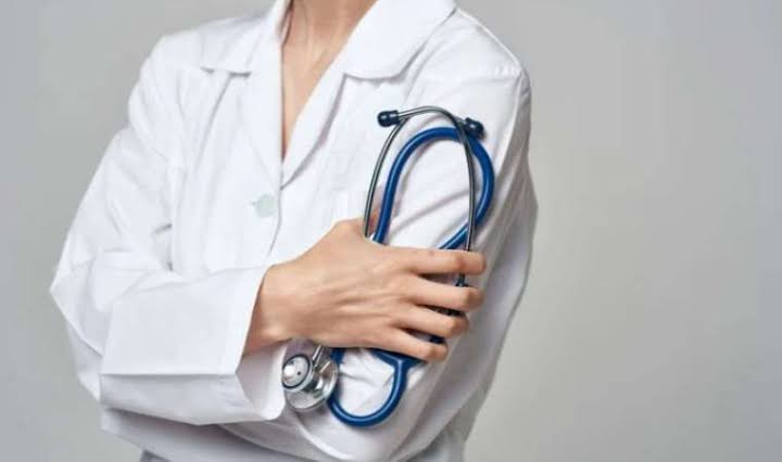 Doktorlar iş bırakıyor!