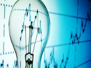 Havalar ısındı, elektriğin "ateşi yükseldi"