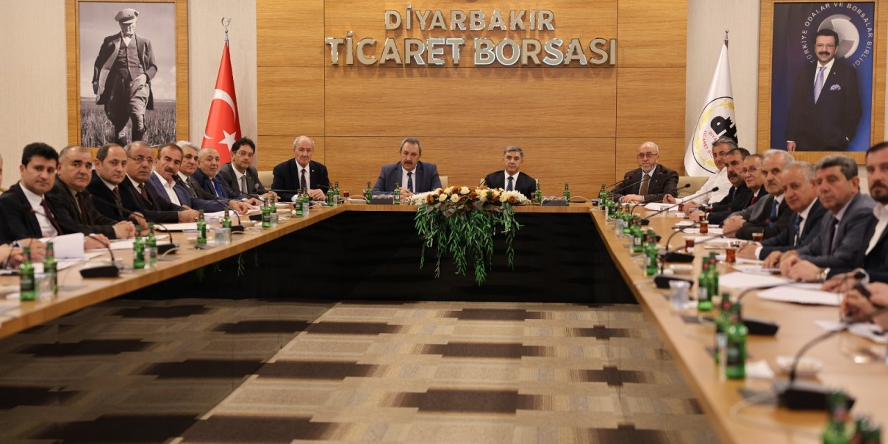 15 Ticaret Borsası Diyarbakır’da bir araya geldi