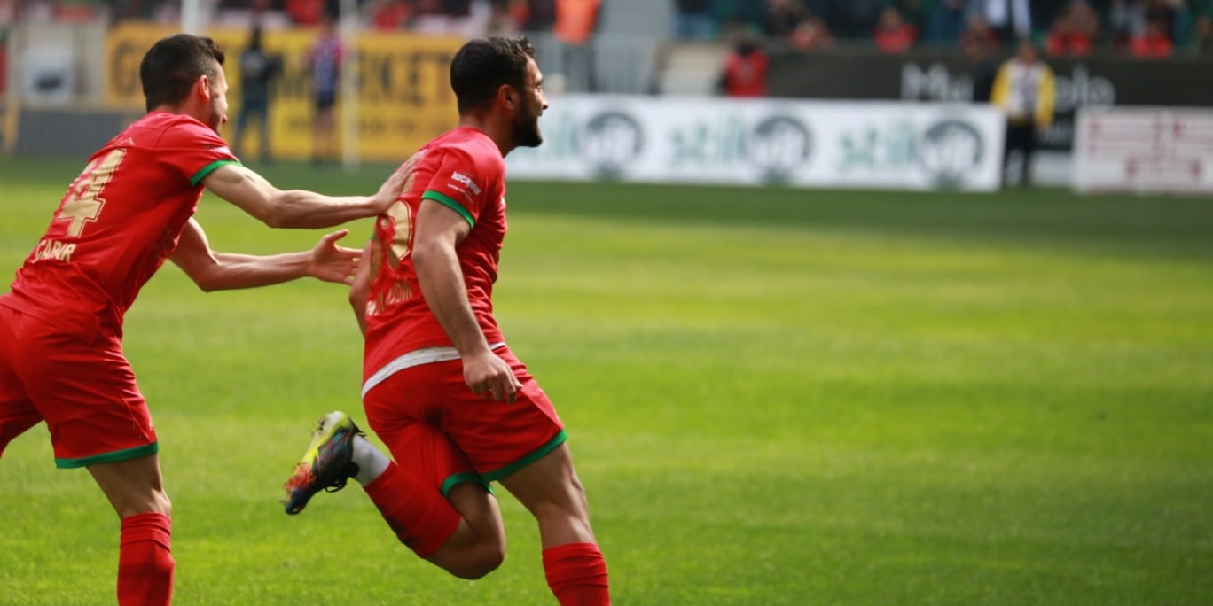 VİDEO - Amedspor :1 Karaman FK: 0 (ilk yarı)