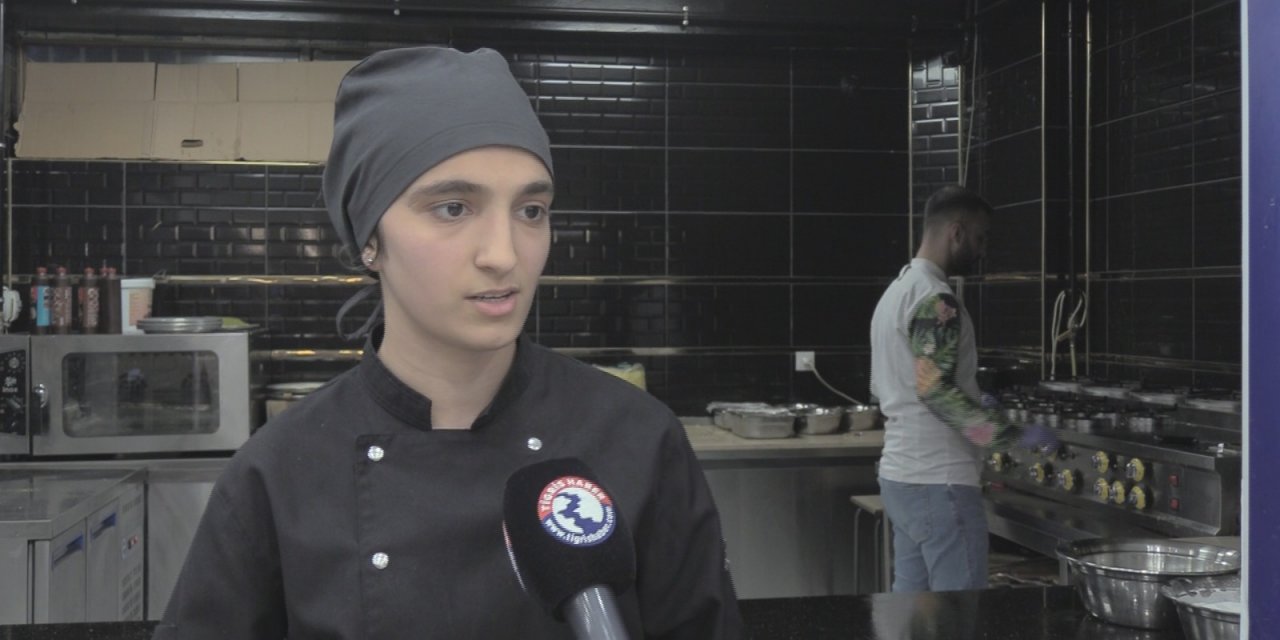 VİDEO - Diyarbakır’ın tek kadın katmer ustası: Kadınlar üstlerindeki baskıyı kırsın!