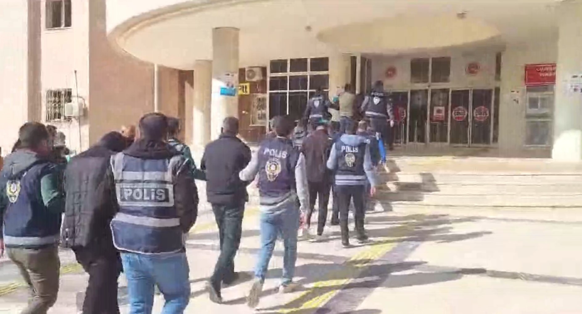 Urfa'da telefon dolandırıcılığı operasyonu