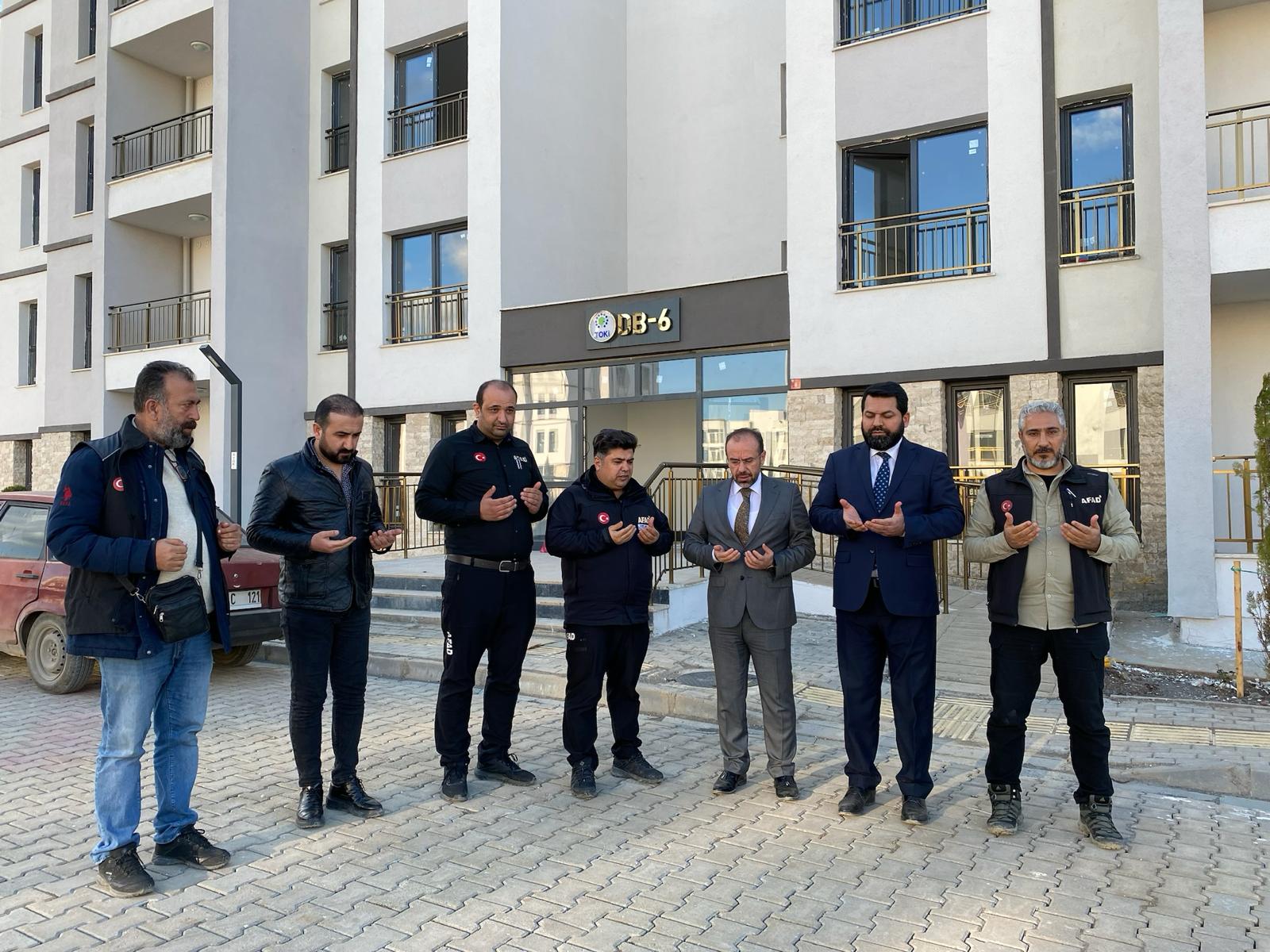Diyarbakır müftüsünden Deprem konutları duası