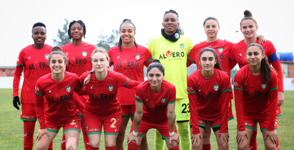 Amedspor Kadın Futbol takımı zorlu virajı döndü