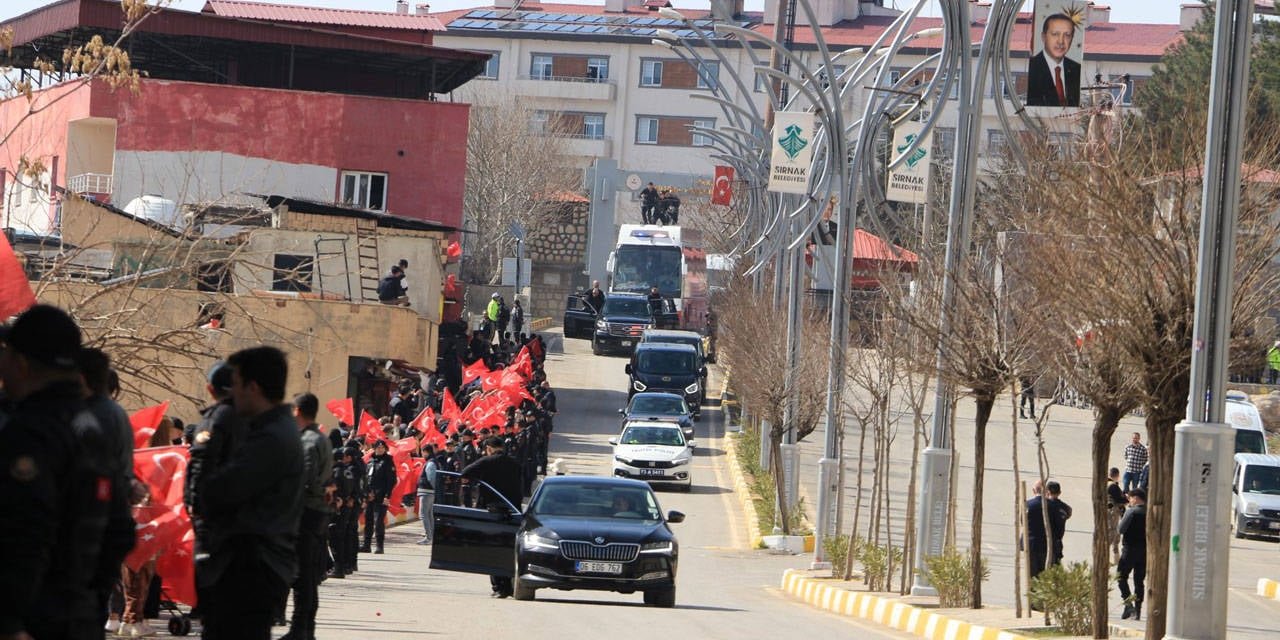 Erdoğan'ın koruma ekibi kaza geçirdi: 1 ölü, 2 yaralı