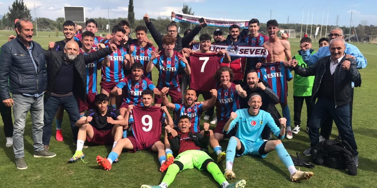 Diyarbakırlı futbolcular  Trabzon'da tarih yazdı