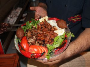 Yöresel lezzetler, ramazan sofralarını süslüyor