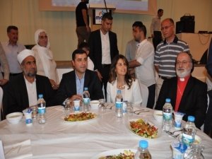 Demirtaş: Haddinizi bilin