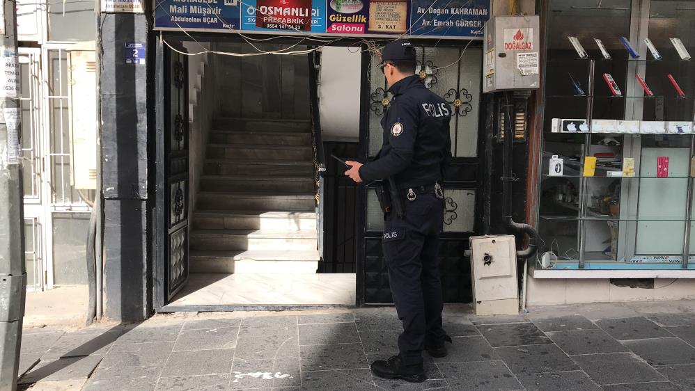 Pompalı tüfekle husumetlisinin iş yerini bastı: 1 yaralı