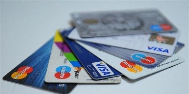 Kredi kartı faizleri arttırıldı