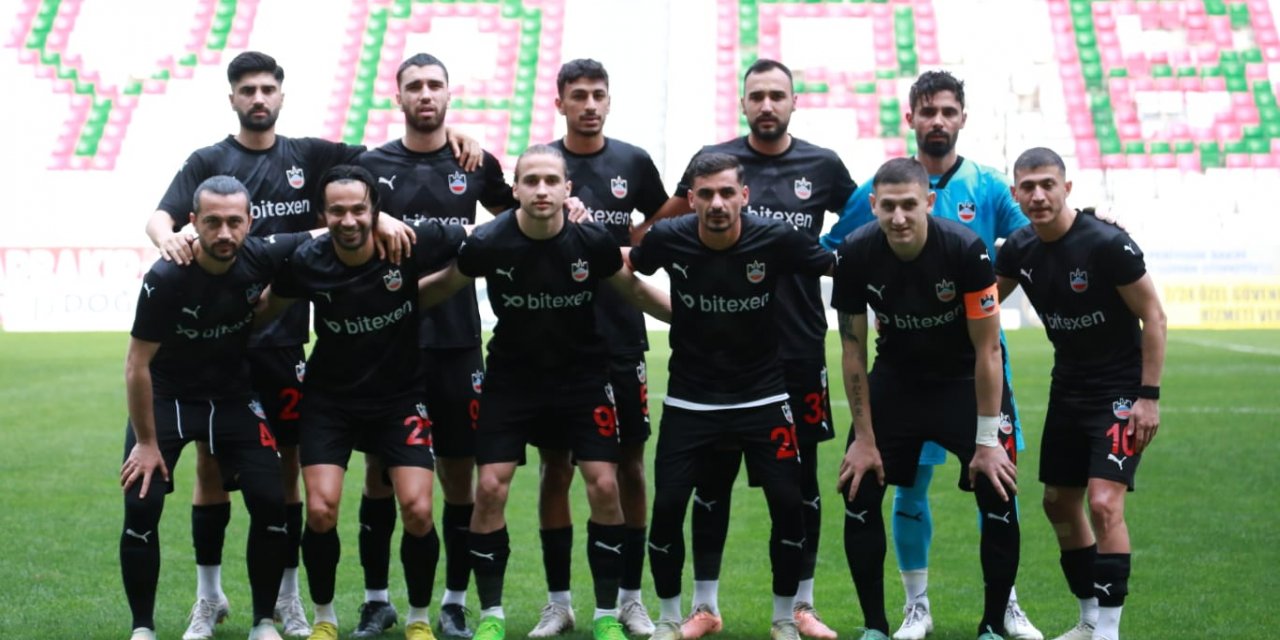 Diyarbekirspor, gençlerle 'yola devam' dedi