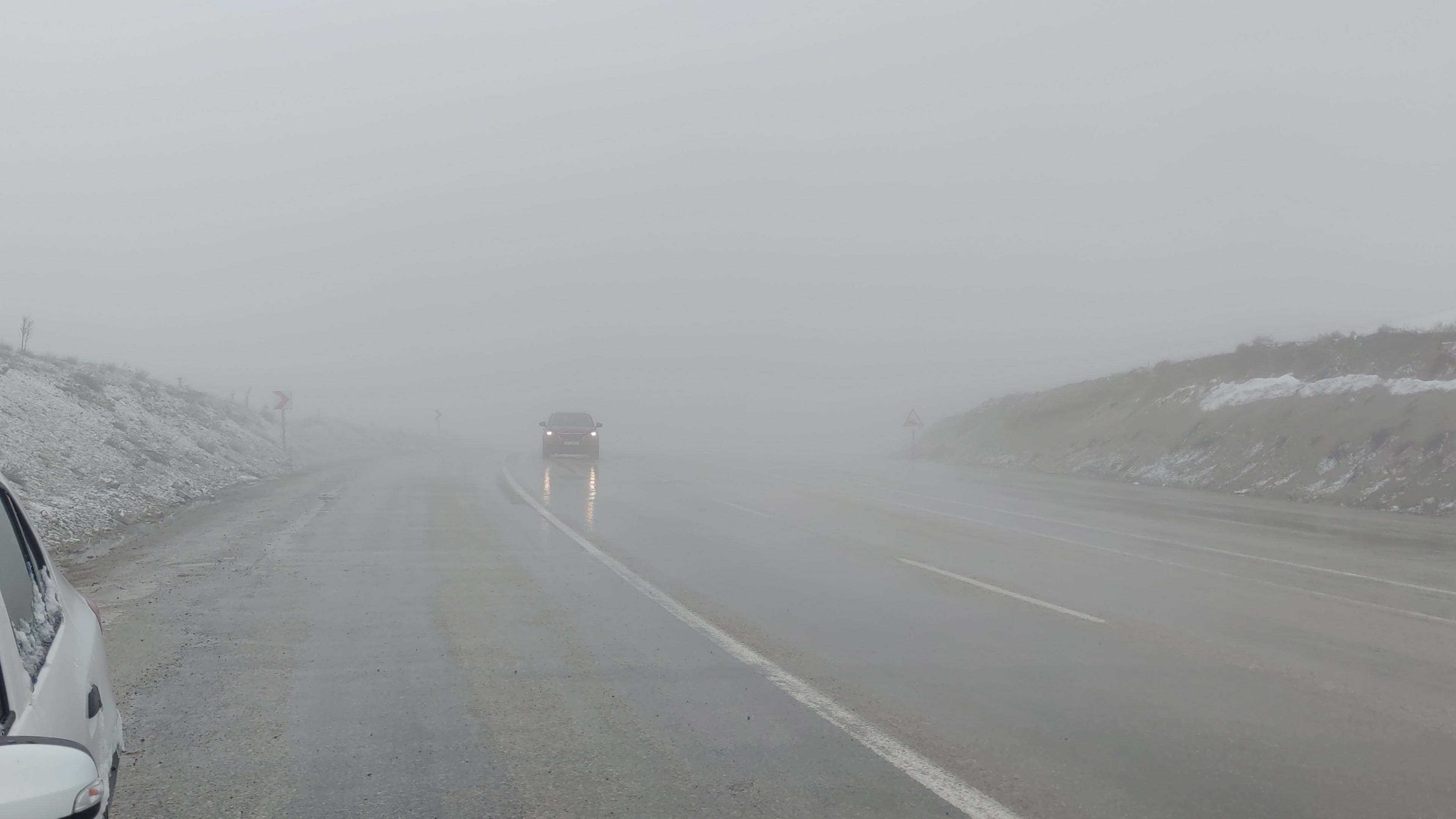 Van’da yoğun sis etkili oldu