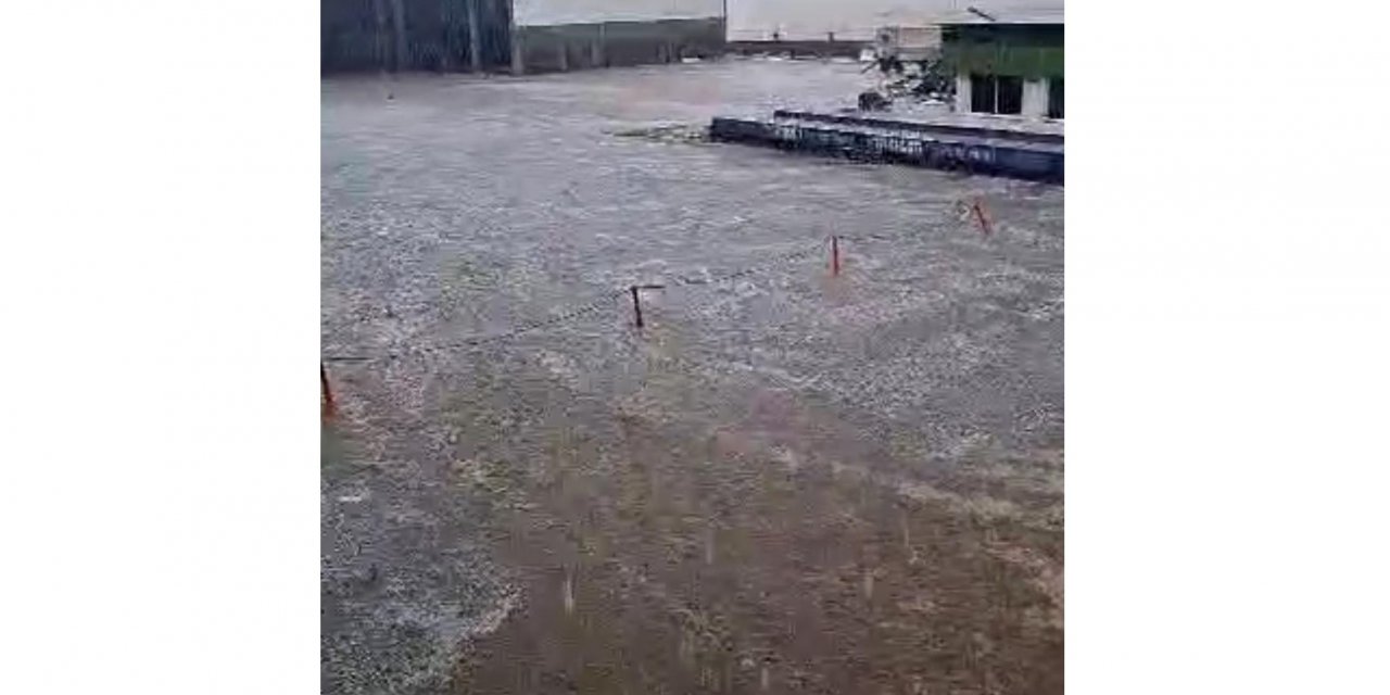 VİDEO - Diyarbakır'ı dolu vurdu