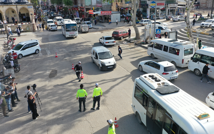 Adıyaman'da motosiklet sürücülerine uyarı!
