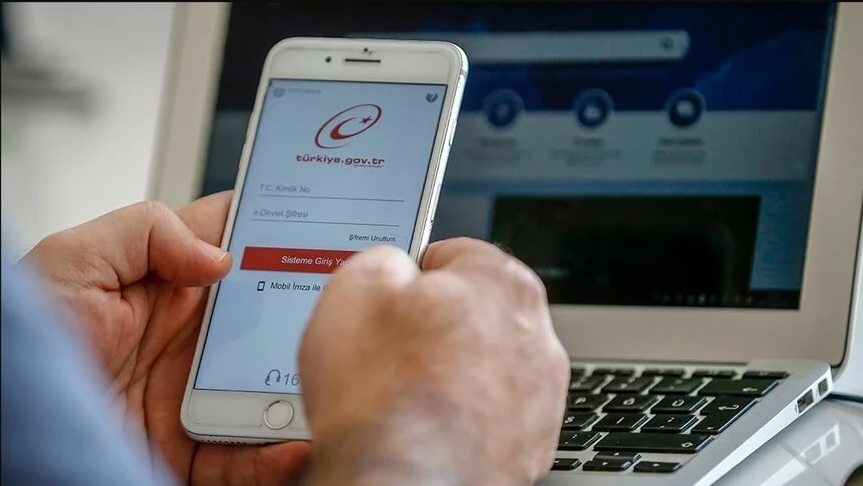 Yurt dışı borçlanmasıyla aylık almak isteyenlere belge ibrazında e-Devlet kolaylığı