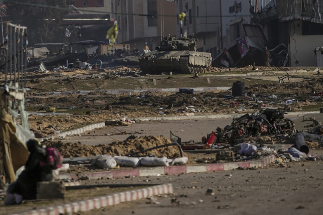 Gazze'de can kaybı 34 bin 49'a çıktı