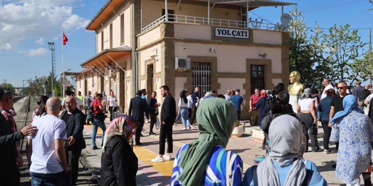 Turistik Diyarbakır Ekspresi Elazığ’da