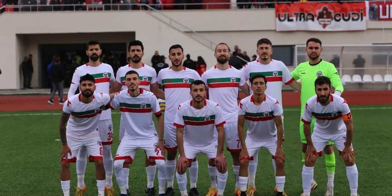 Diyarbakırspor BAL'da kaldı