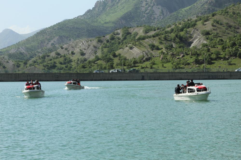 Şırnak'ta baraj göletlerinde temizlik