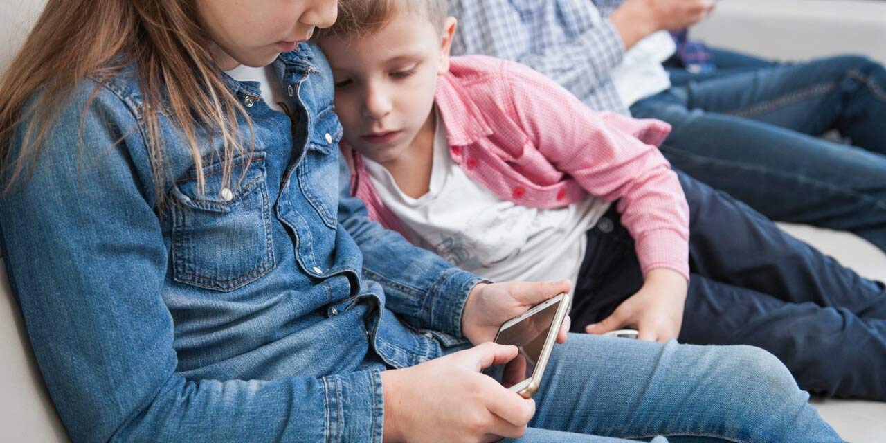 Gözlerinizin Önünde Gizlenen Tehlike...Bu bağımlılıktan kurtulmak için ebeveynlere öneriler!