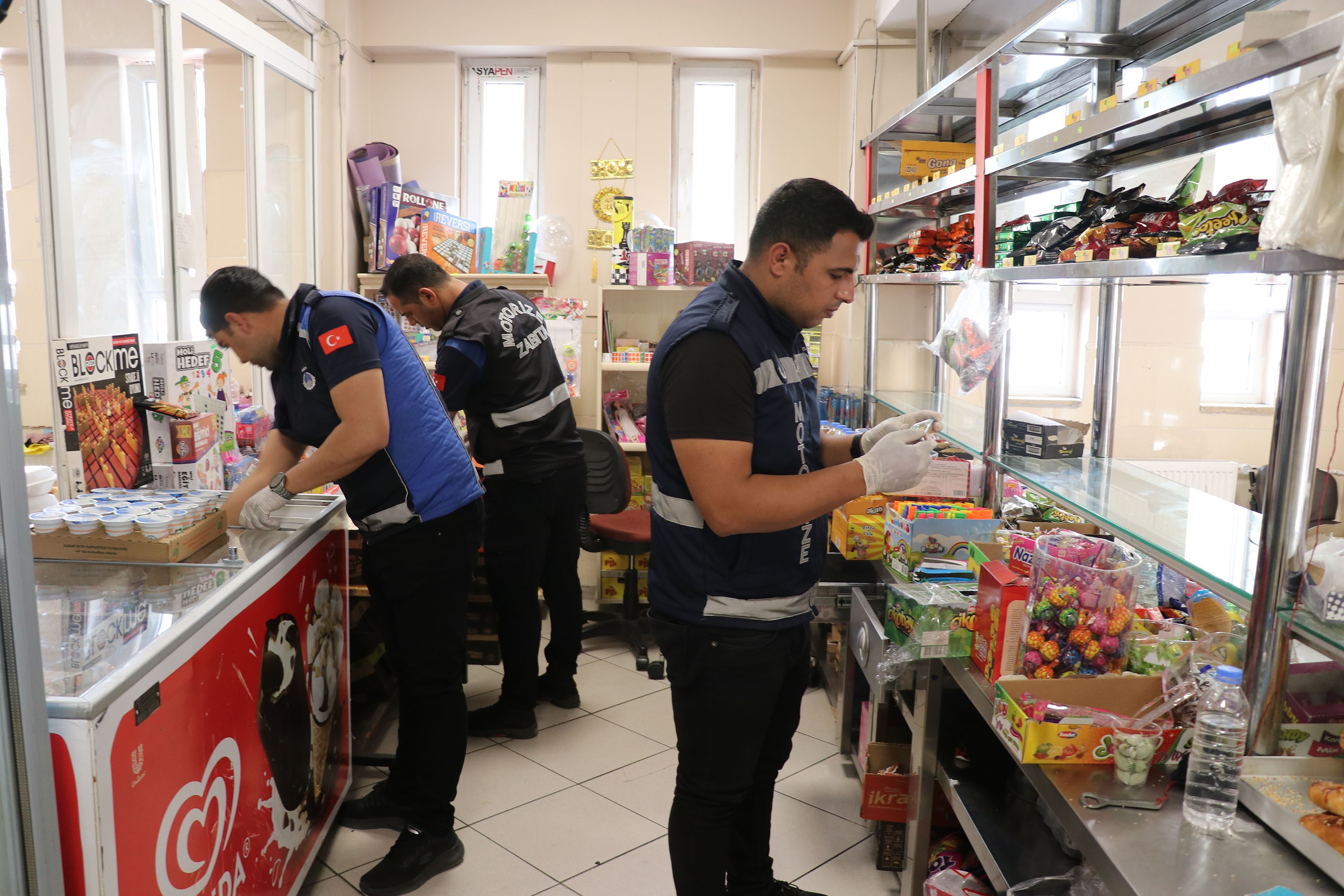 Zabıtadan okul kantinlerine denetim