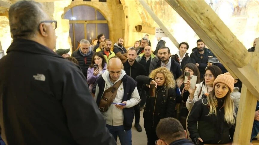 Turist rehberleri ve seyahat acentelerine kanun düzenlenmesi