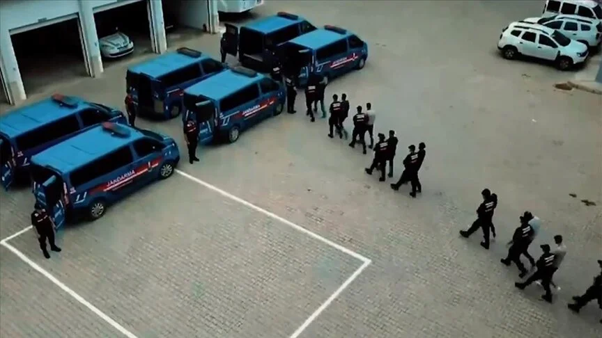 "Sibergöz-35" operasyonunda 48 şüpheli yakalandı