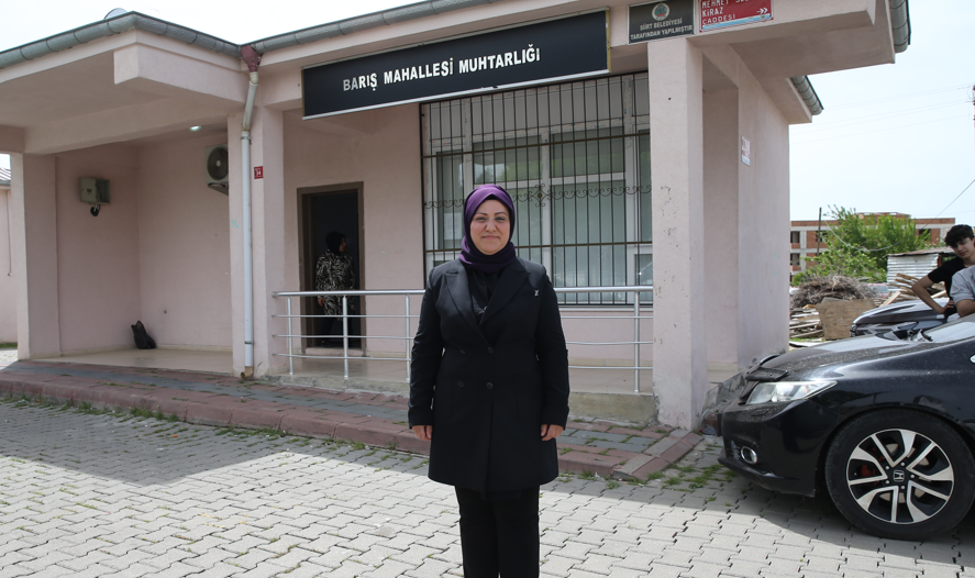 Siirtli kadın, 14 erkek rakibini geride bırakarak muhtar seçildi