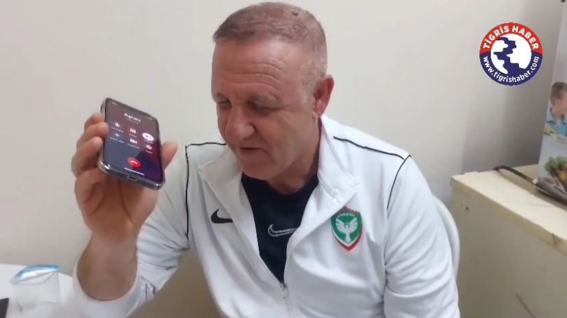 VİDEO - Bakkal, eşi ile şampiyonluğu kutladı