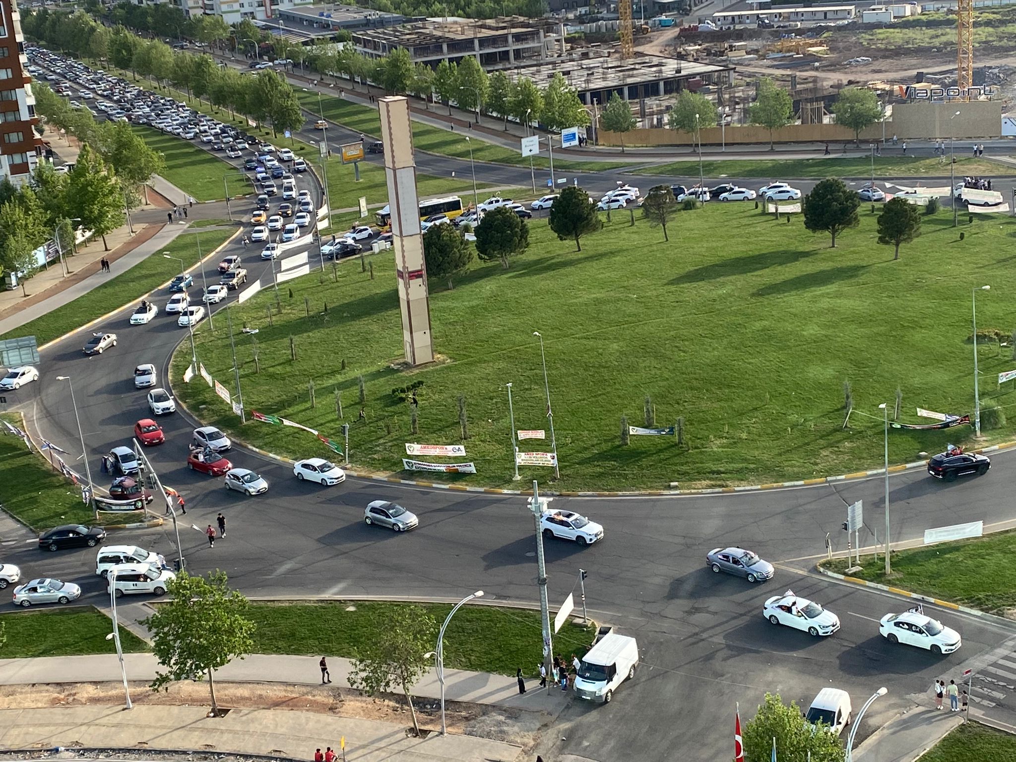 VİDEO - Diyarbakır’da şampiyonluk konvoyu