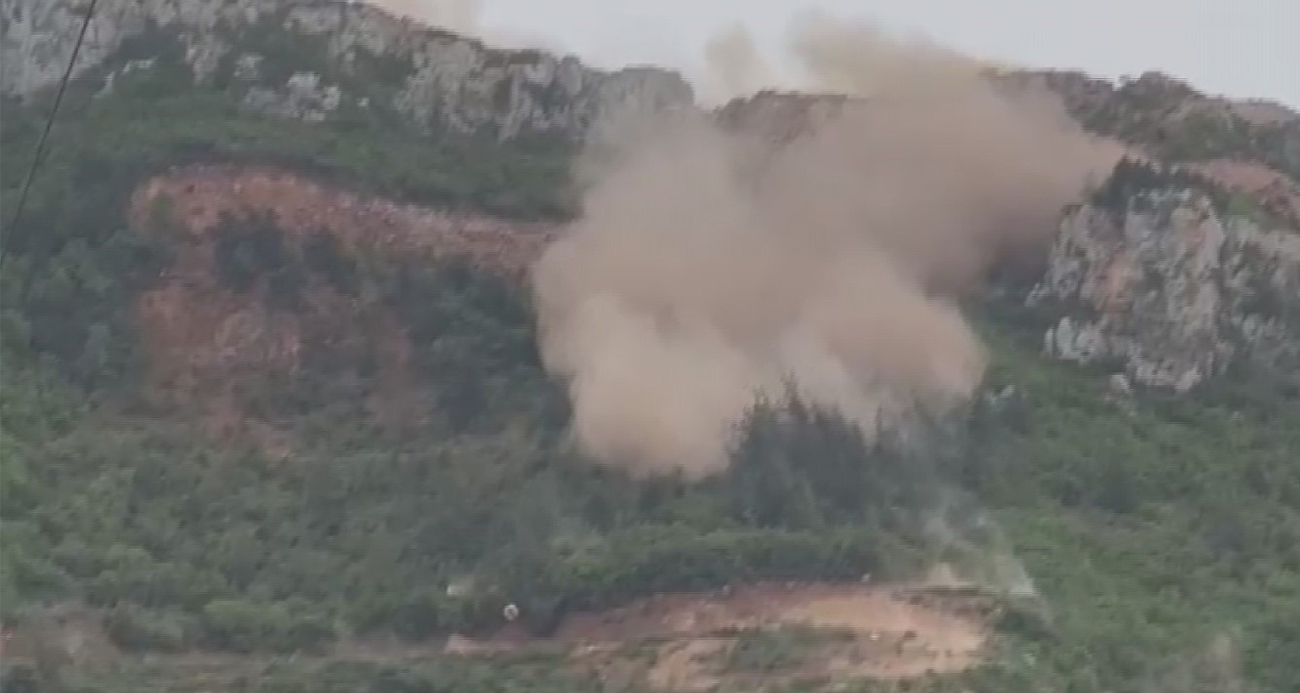 Depremzede vatandaşları tedirgin eden patlama