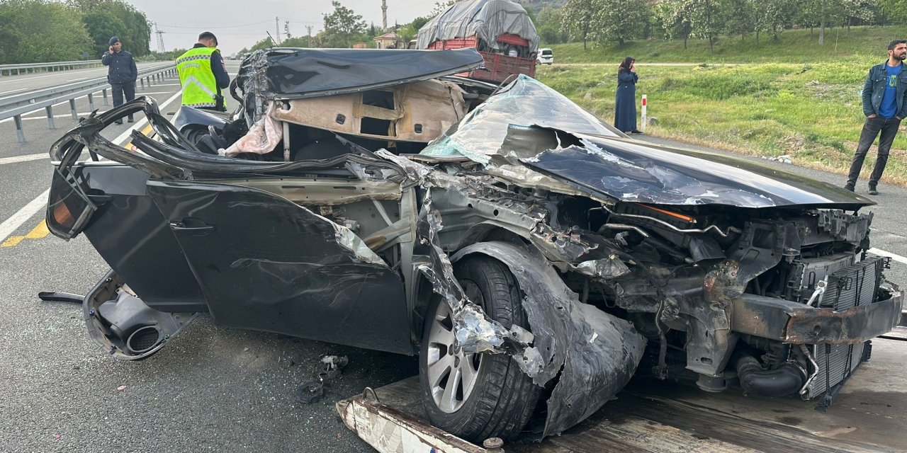 Elazığ’da kamyon ile otomobil çarpıştı: 4 yaralı
