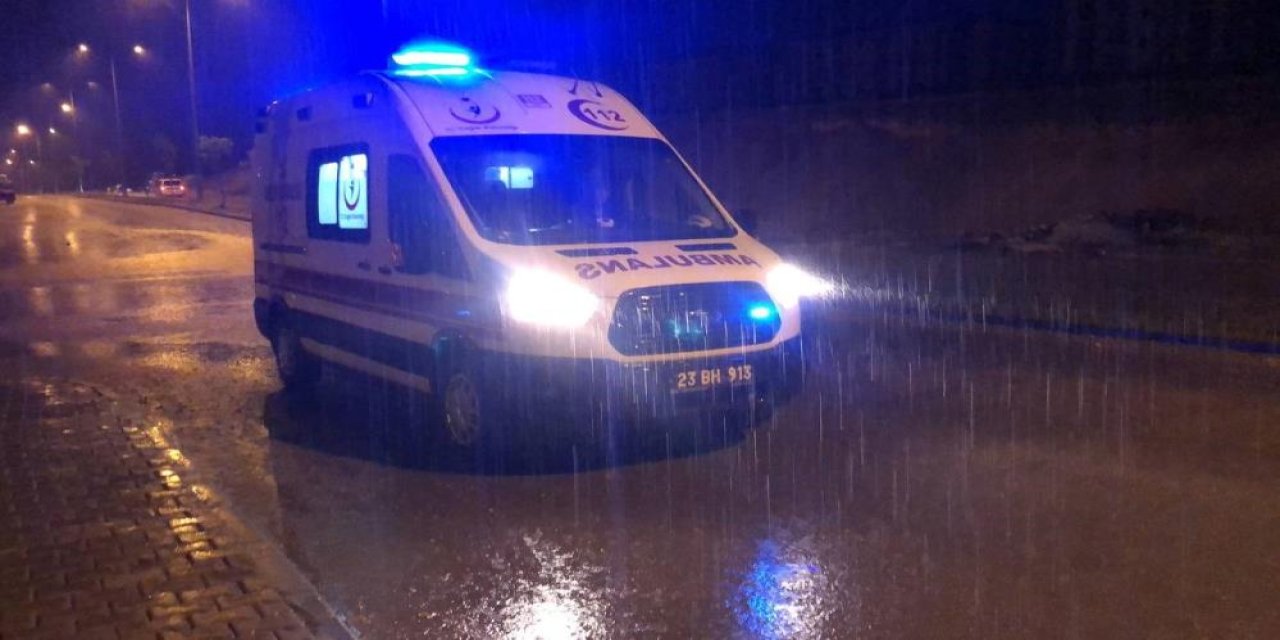 İşçi Bayramı Günü: Şantiyeye yıldırım düştü, 1 işçi ağır yaralandı