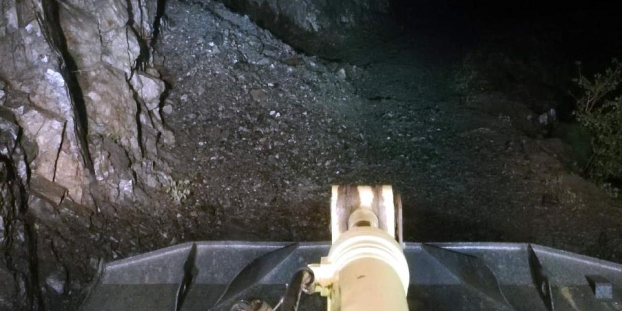 Şirvan'daki heyelanda mahsur kalan vatandaşlar kurtarıldı