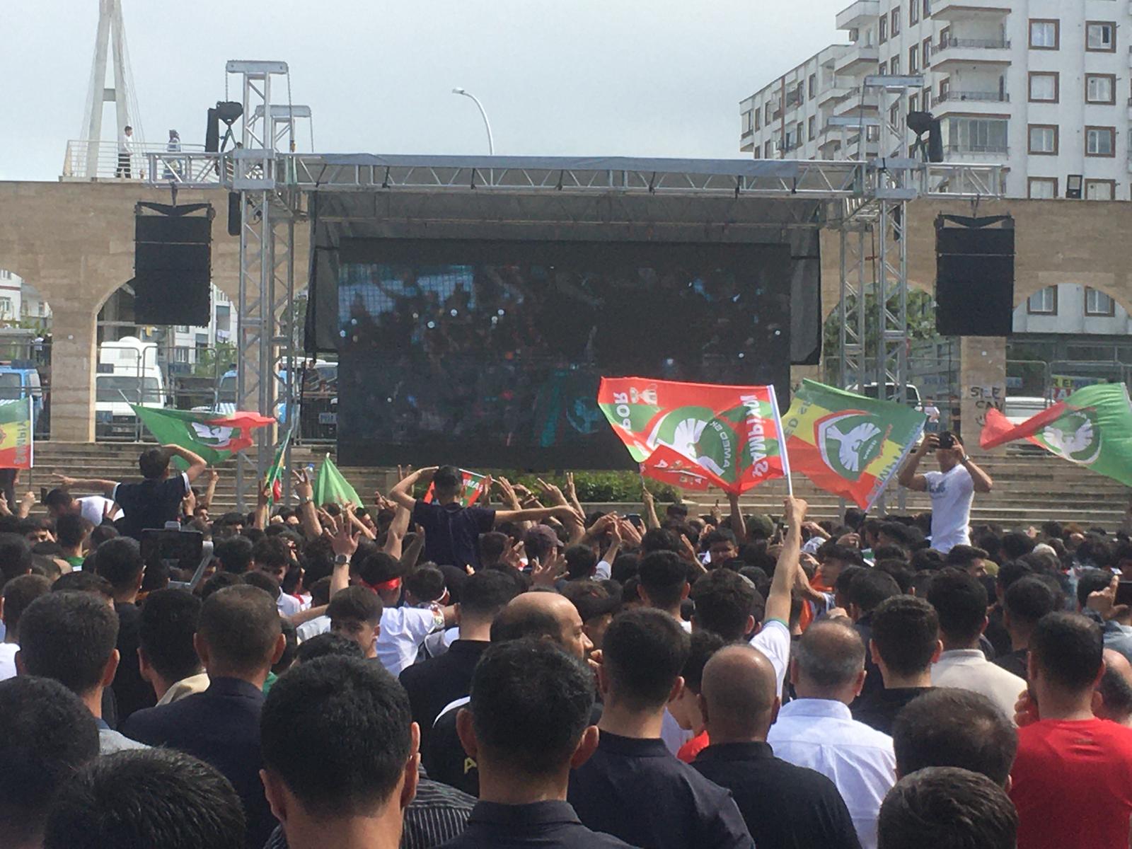 Amedspor-Menemenspor maçı için belediyeden dev ekran