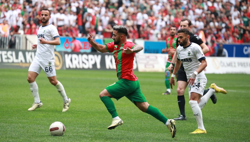 Amedspor -Menemenspor (İlk yarı sonucu 0-0)