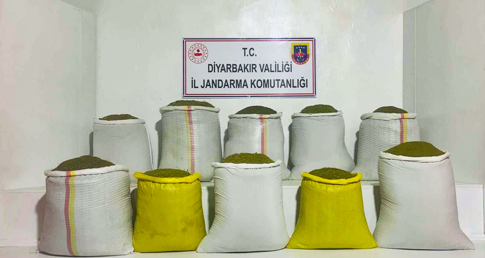 Diyarbakır'da 536 kilogram esrar ele geçirildi